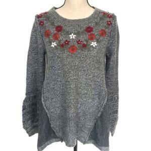 Knox Rose Sharkbite Embroidered Sweater Gray Crewneck Flowers Womens Size XS